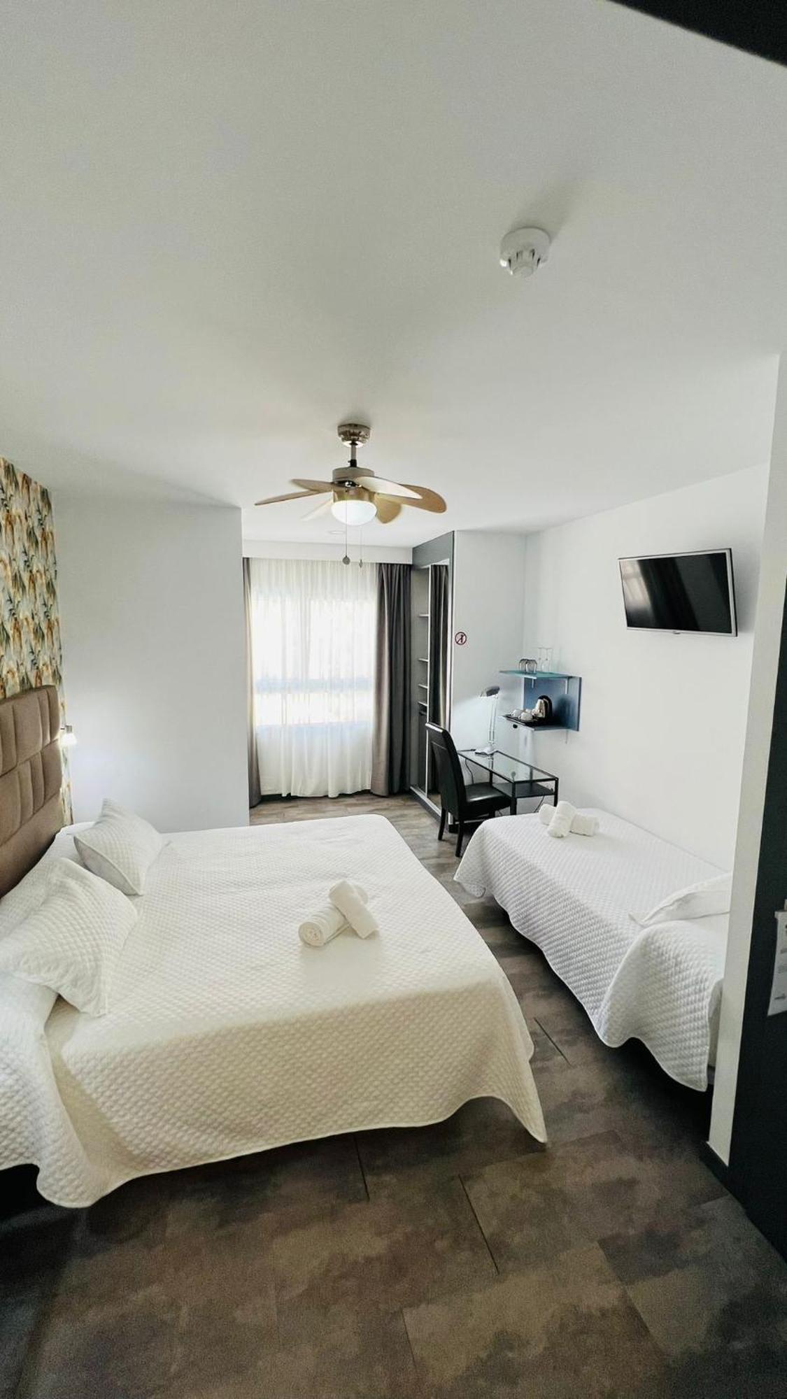 Bajondillo Beach Cozy Inns (Adults Only) Torremolinos Dış mekan fotoğraf